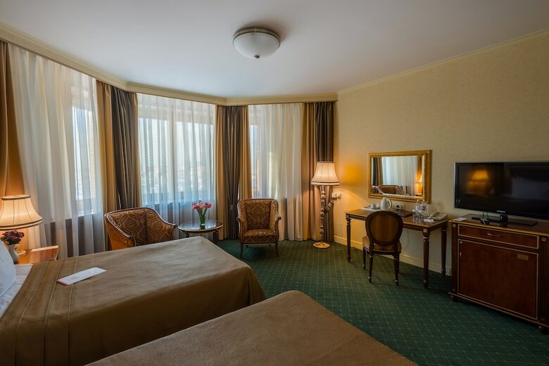 President-hotel