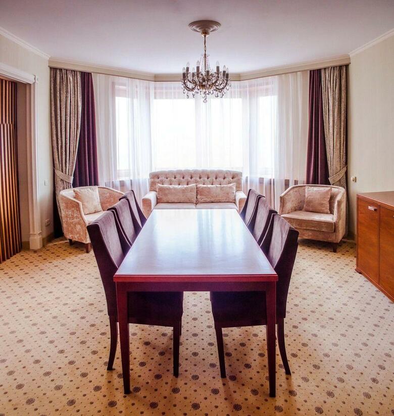 President-hotel