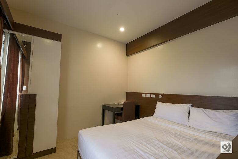 Hotel Bed+bath Serviced Suites