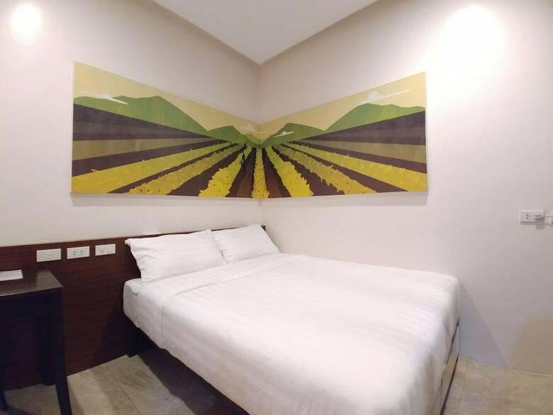 Hotel Bed+bath Serviced Suites