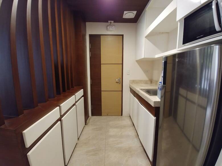 Hotel Bed+bath Serviced Suites