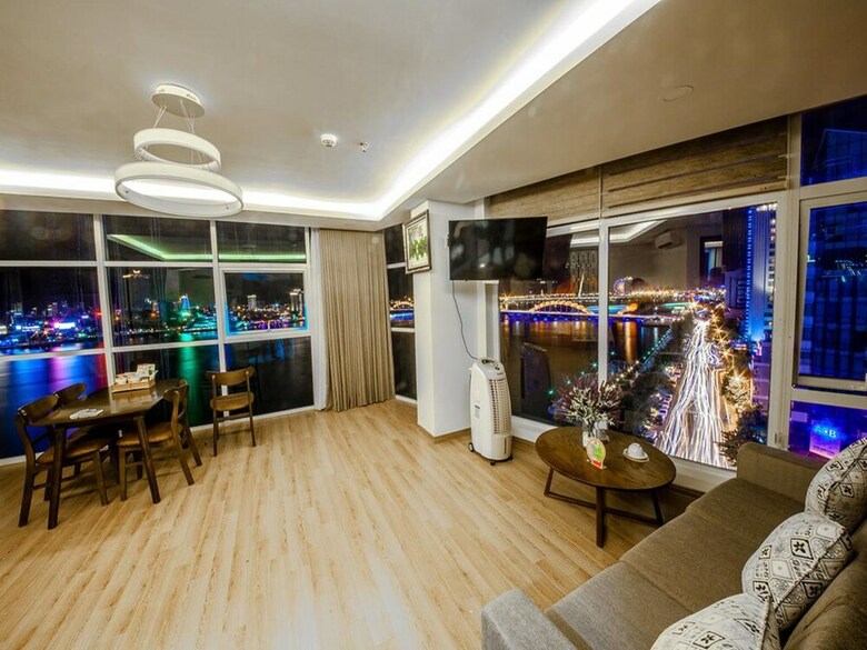 Pariat Hotel