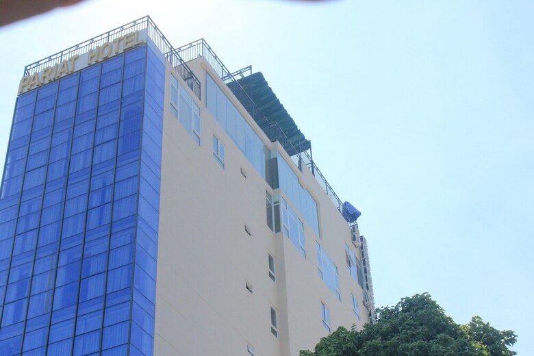 Pariat Hotel