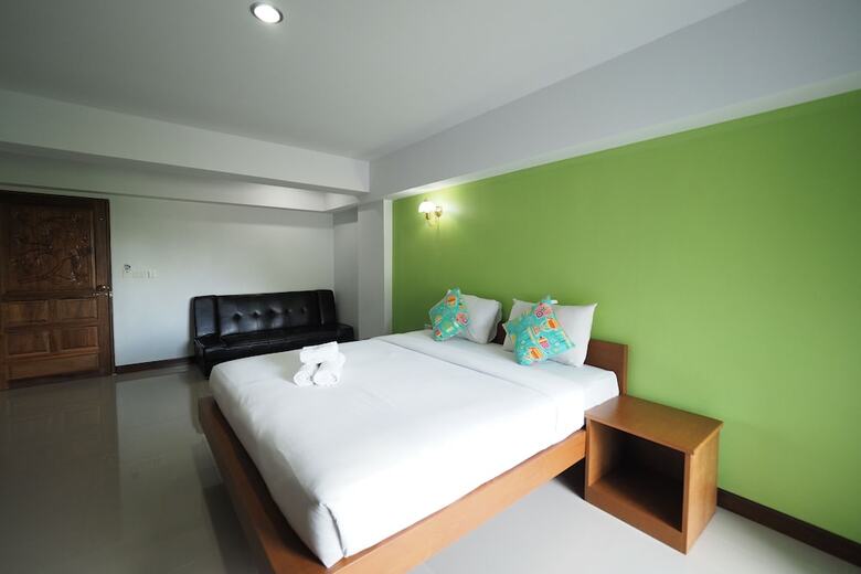 Phuhi Hotel