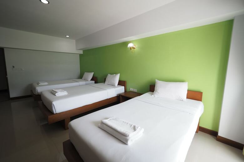 Phuhi Hotel