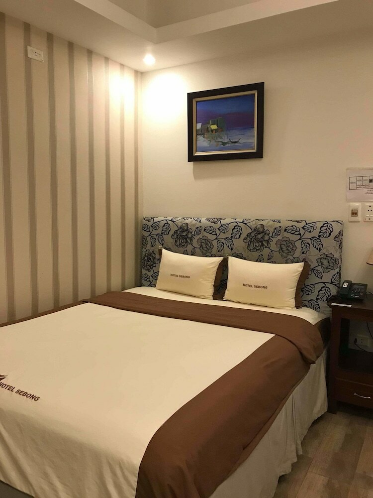 Sebong Hotel