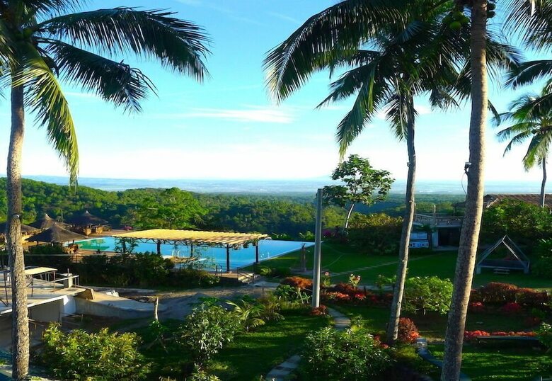 Hotel The Duyan House At Sinagtala Resort