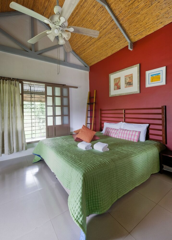 Hotel The Duyan House At Sinagtala Resort
