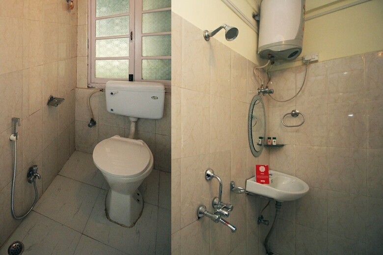 Hotel Oyo 8577 Near Mall Road