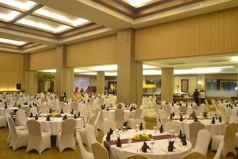 The Axana Hotel