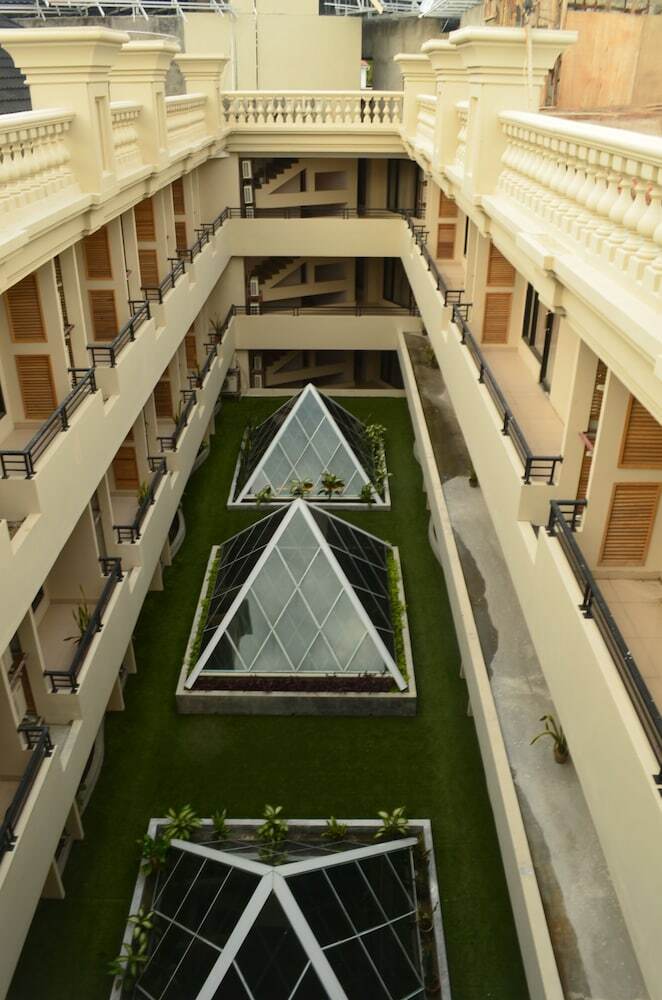 The Axana Hotel
