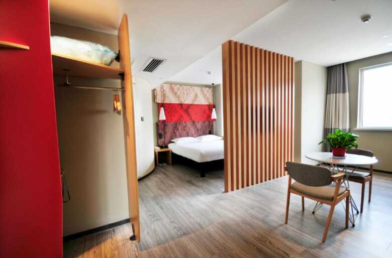 Hotel Ibis Lanzhou Train Station