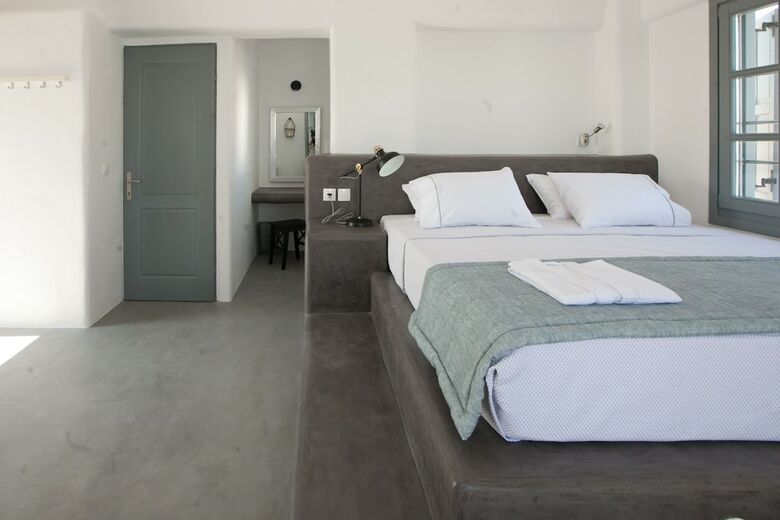 Hotel Adelante 88