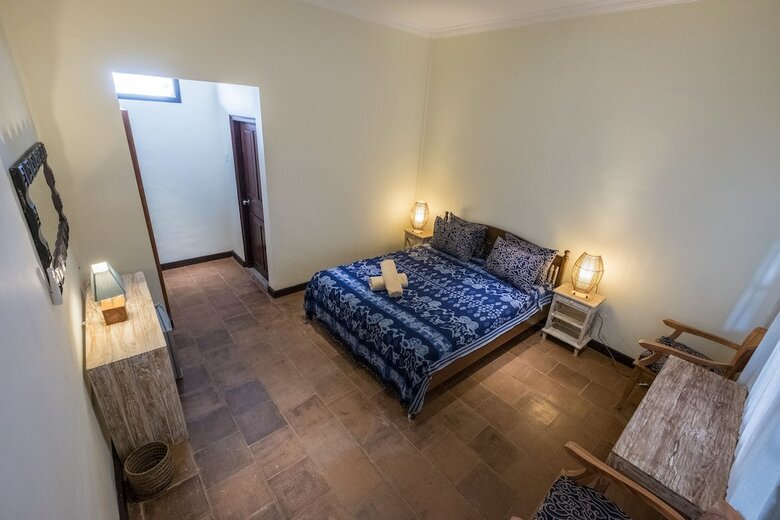 Hotel Easy Surf Camp