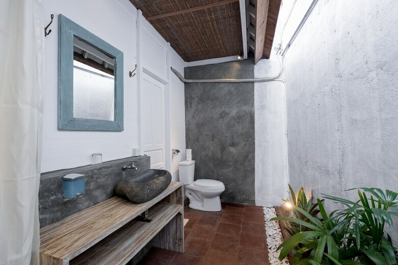 Hotel Easy Surf Camp