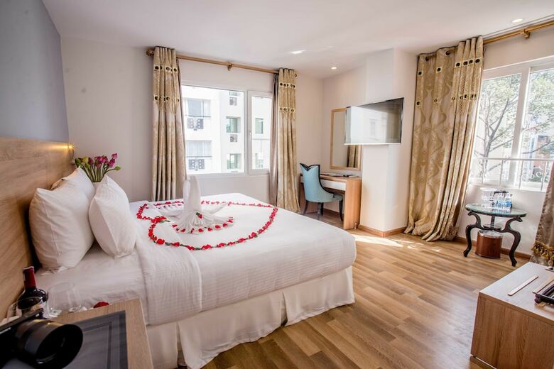 Joviale Hotel