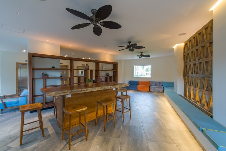Izla Hotel