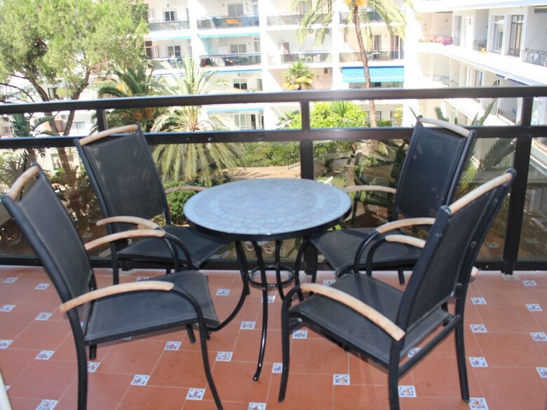 Skol Marbella Apartment 208