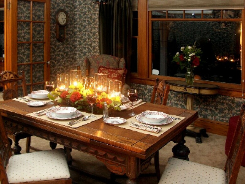 Bed & Breakfast Cottages On Armstrong