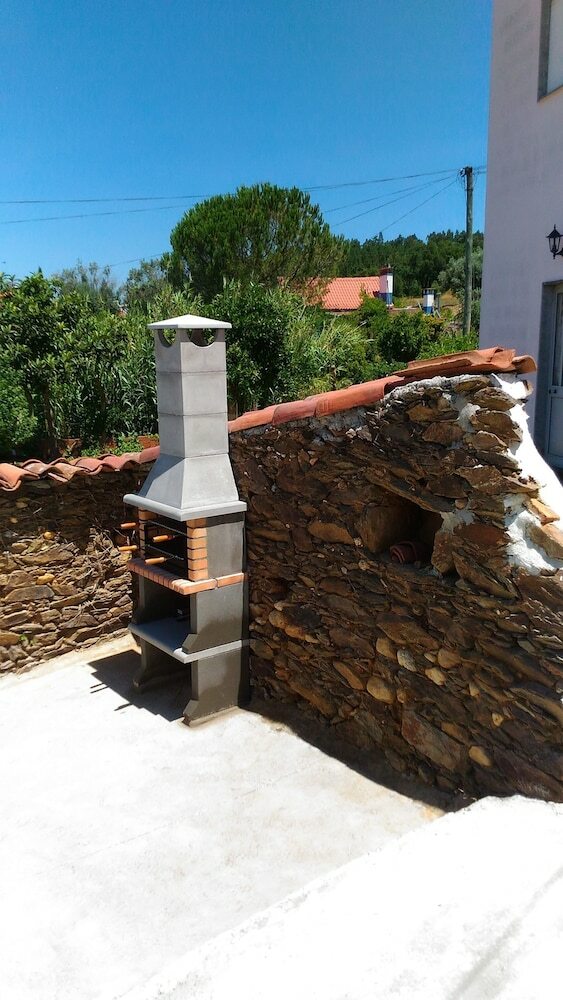 Visitar Bioucas II - Casa Tradicional Portuguesa