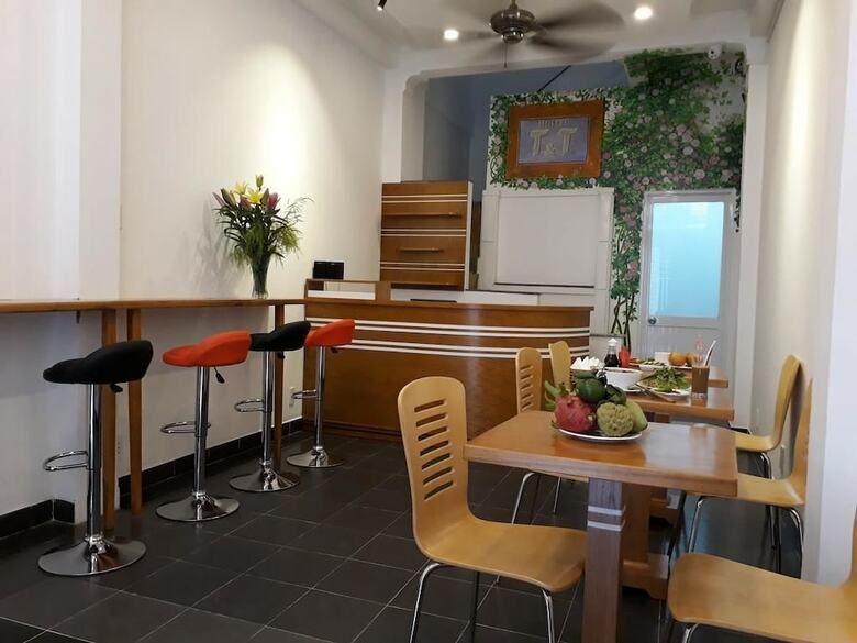 Hotel Lala Hostel