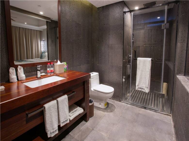 Sanya Poly Phoenix Hotel