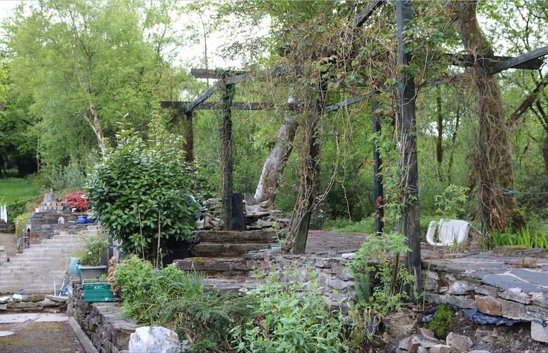 Five Oaks Bed & Breakfast