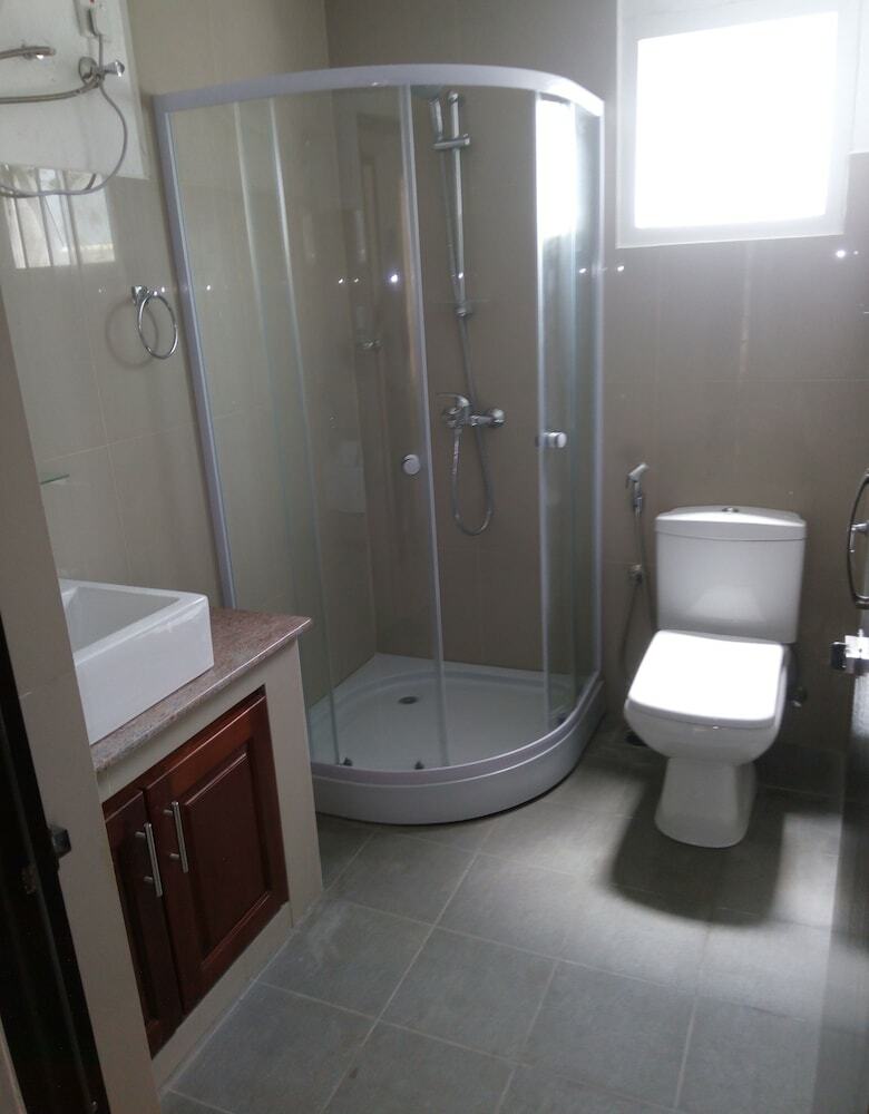 Queens Park Apartment