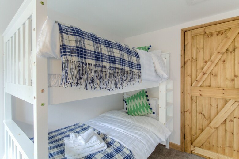Beach Breeze Cottage