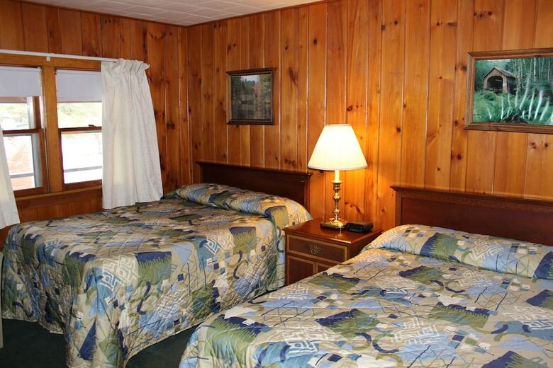 Hotel Nootka Lodge