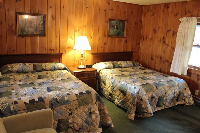 Hotel Nootka Lodge