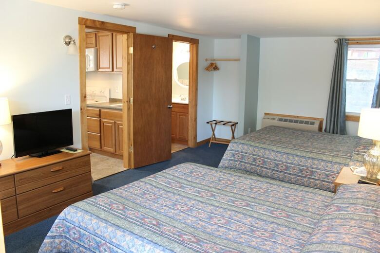 Hotel Nootka Lodge