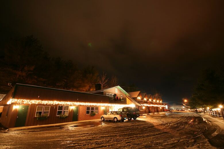 Hotel Nootka Lodge
