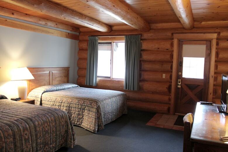 Hotel Nootka Lodge