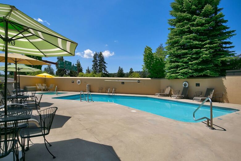 Hotel Red Lion Inn & Suites Deschutes River Bend