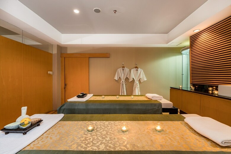 Niran Grand Hotel