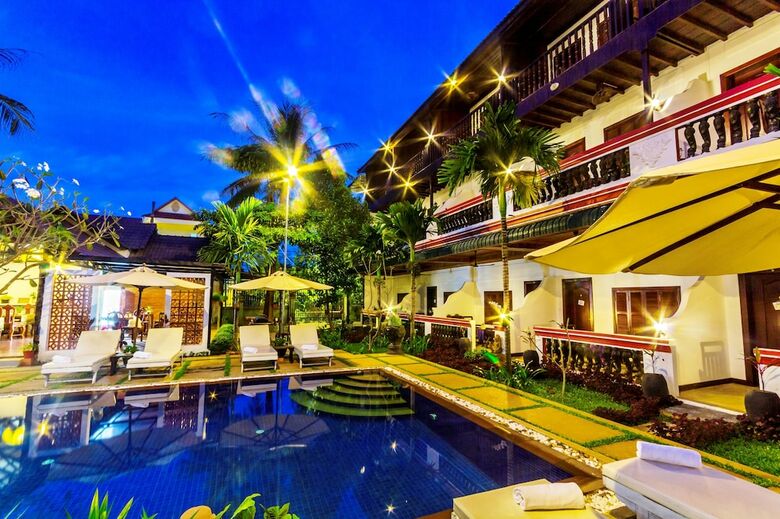 Hotel Baystone Resort