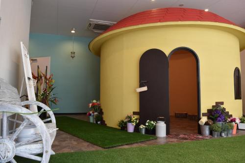 Hostal Hop Step Inn - Hostel