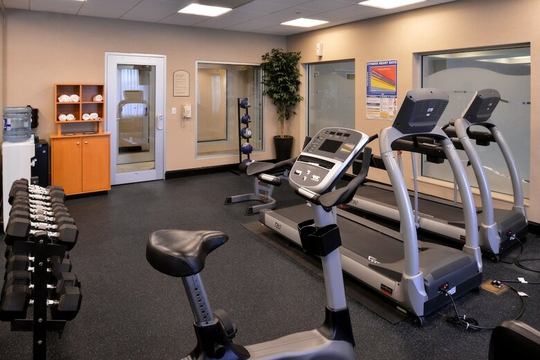 Hotel Holiday Inn Express Halifax Airport