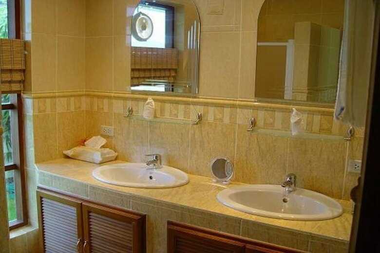 Villa Swiss Orchid Private Bungalow Resort