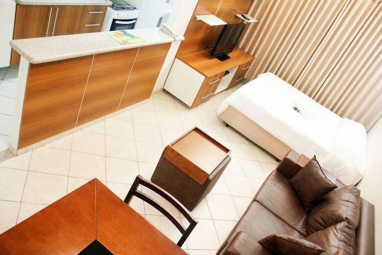 City Hall Flat & Hotel