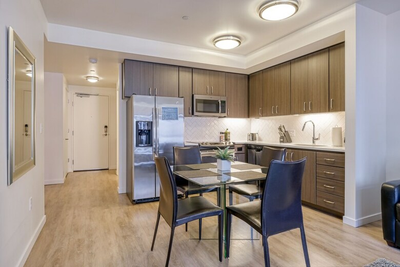 Aparthotel Market Street Condos By Barsala