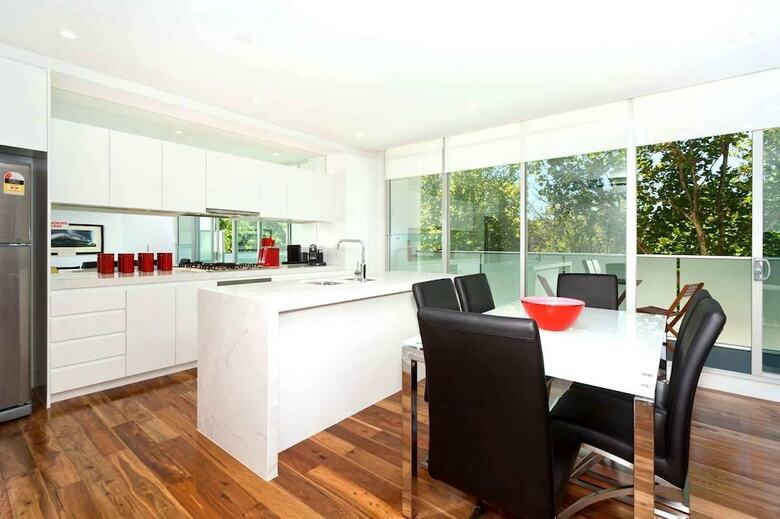 Apartamentos Broadway In Elwood On The Canal