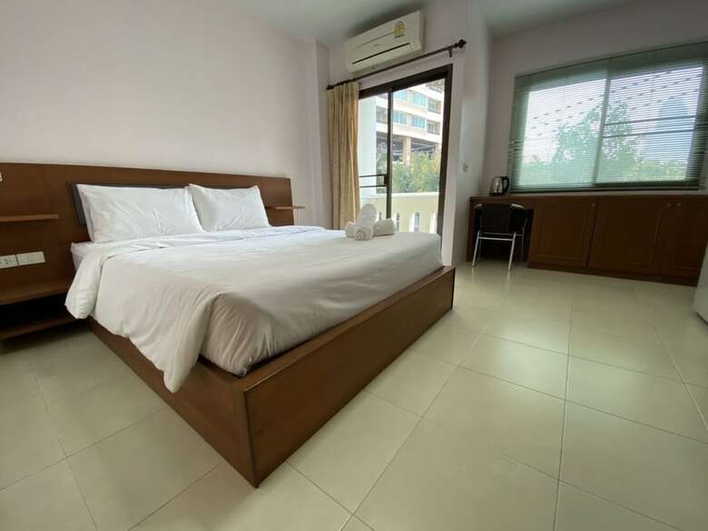 Hotel Somjai House
