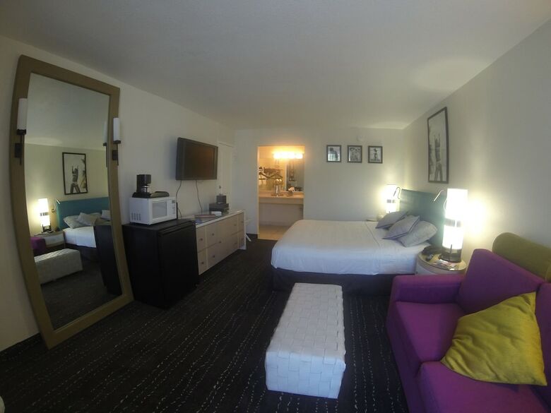 Floridian Hotel