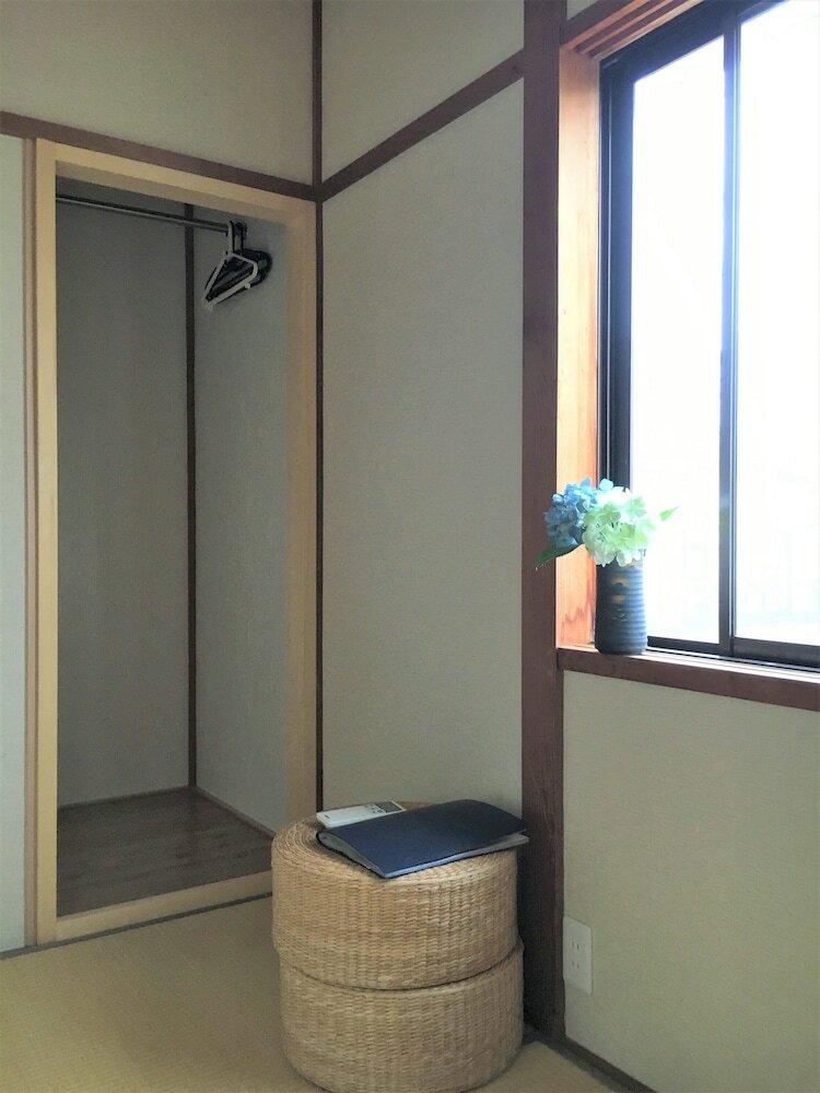 Hostal Guesthouse Hakuka - Hostel