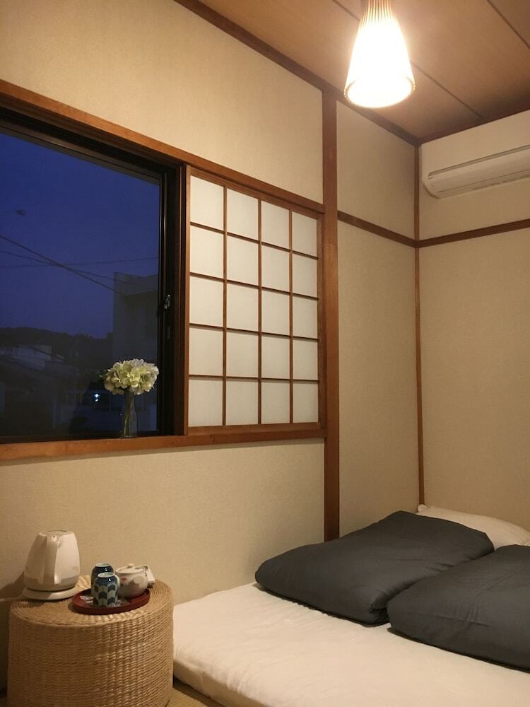 Hostal Guesthouse Hakuka - Hostel