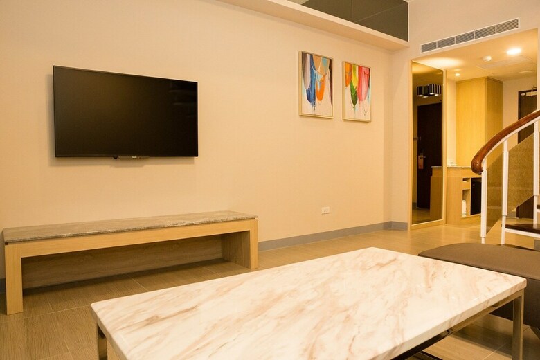 V-hotel Vacation Hotel