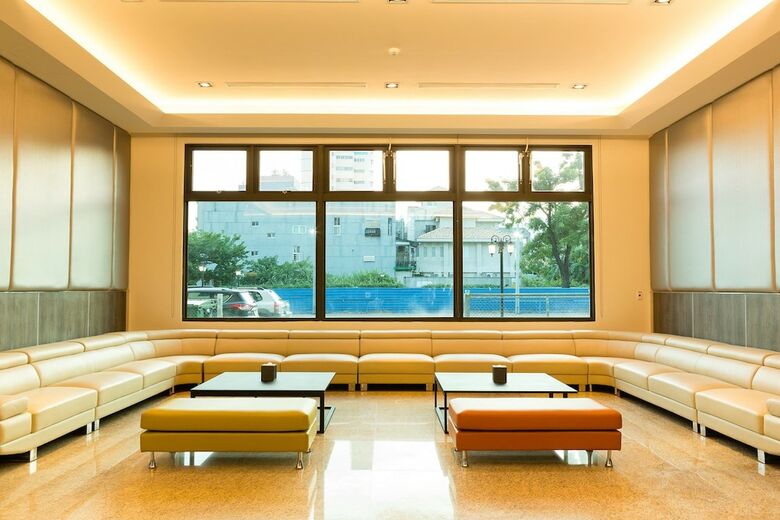 V-hotel Vacation Hotel