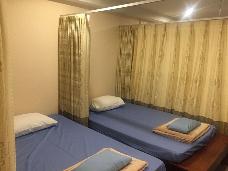 Hotel S.e.t Thanmongkol Residence